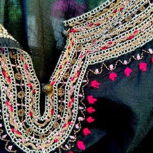 LUCK BRAND embroidered TOP BoHo chic